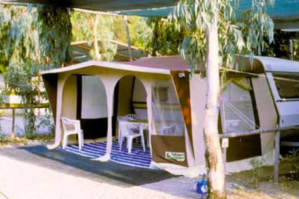 Piazzola-Roulotte-Camping-International